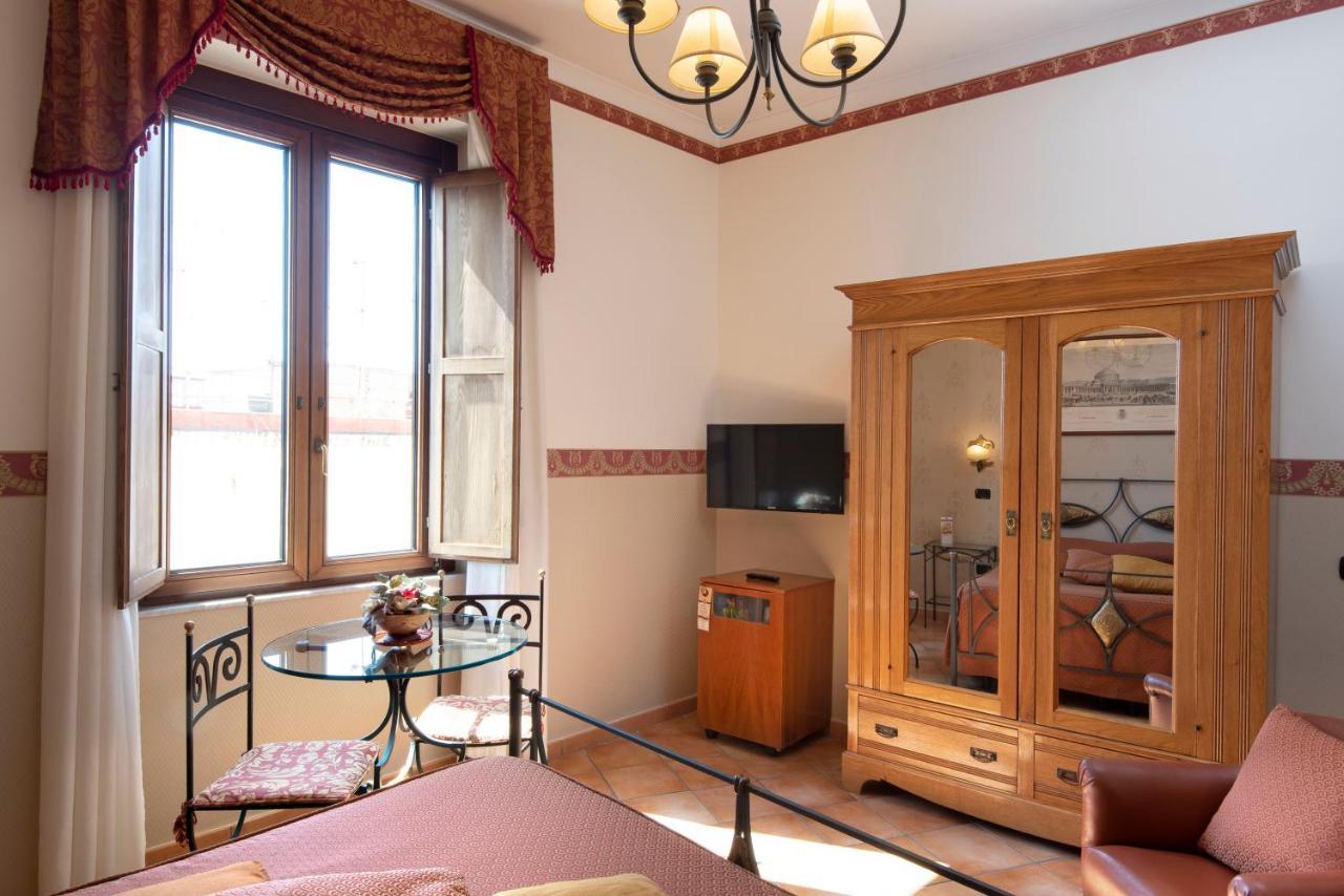 Pinto-Storey Hotel Napoli Bagian luar foto