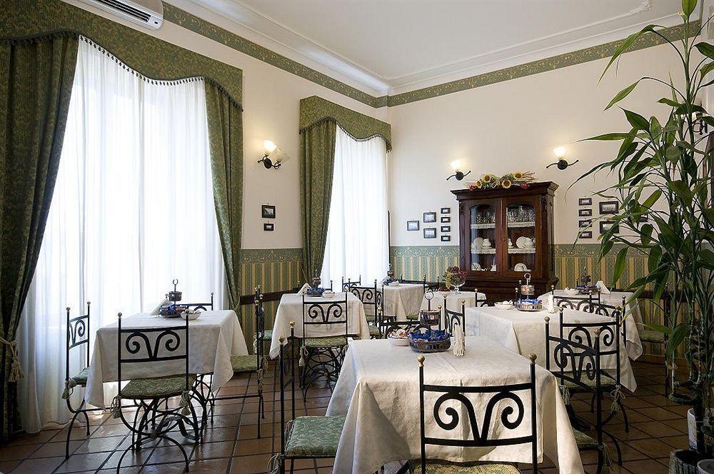 Pinto-Storey Hotel Napoli Bagian luar foto