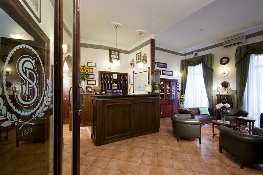 Pinto-Storey Hotel Napoli Bagian luar foto