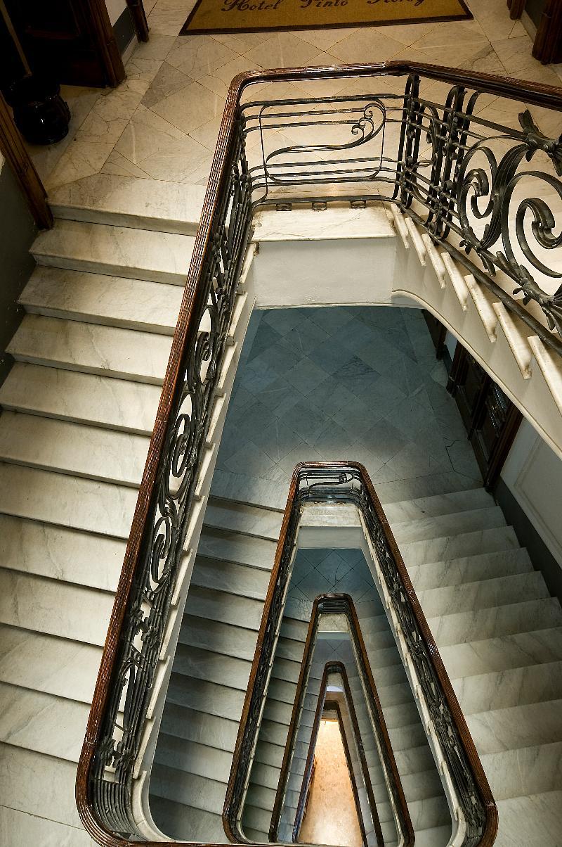 Pinto-Storey Hotel Napoli Bagian luar foto